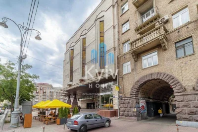 Apartment for sale on Ukrainian Heroes Square