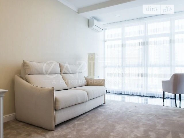 Apartment for sale, residential complex Novopecherskie Lypky, Pechersk, ul. Top