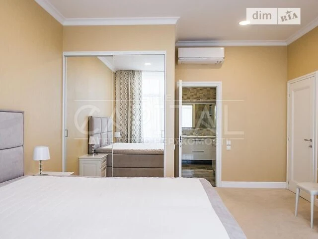Apartment for sale, residential complex Novopecherskie Lypky, Pechersk, ul. Top