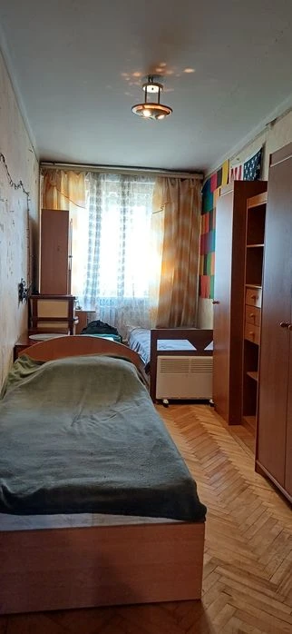 Продам 2 ком Космонавтов/1 ст Люст дороги