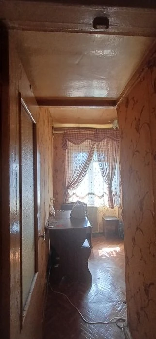 Продам 2 ком Космонавтов/1 ст Люст дороги