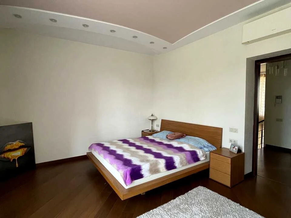 House. Odesa, Serhiia Efremova St. (Academician Vavilova)