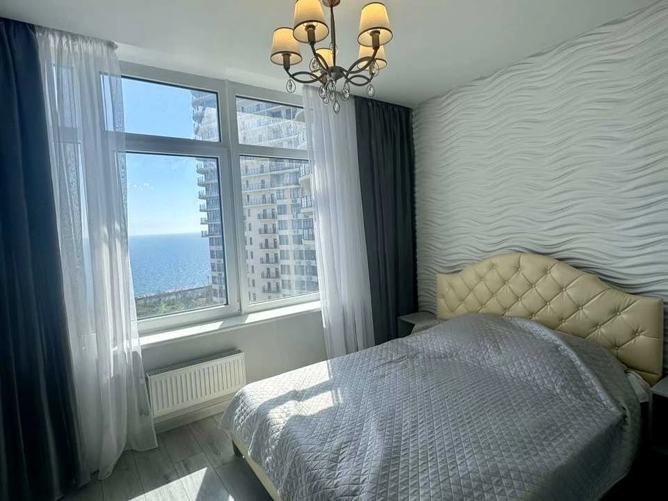Apartment. Odesa, Valeria Samofalova St. (Kamanina), 16a/