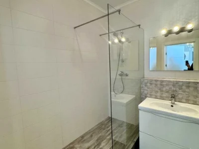 Apartment. Odesa, Valeria Samofalova St. (Kamanina), 16a/