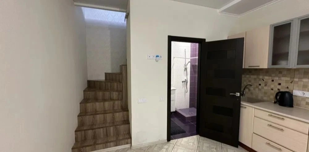 Просторный коттедж с ремонтом , 50 м, ул М. Аркаса