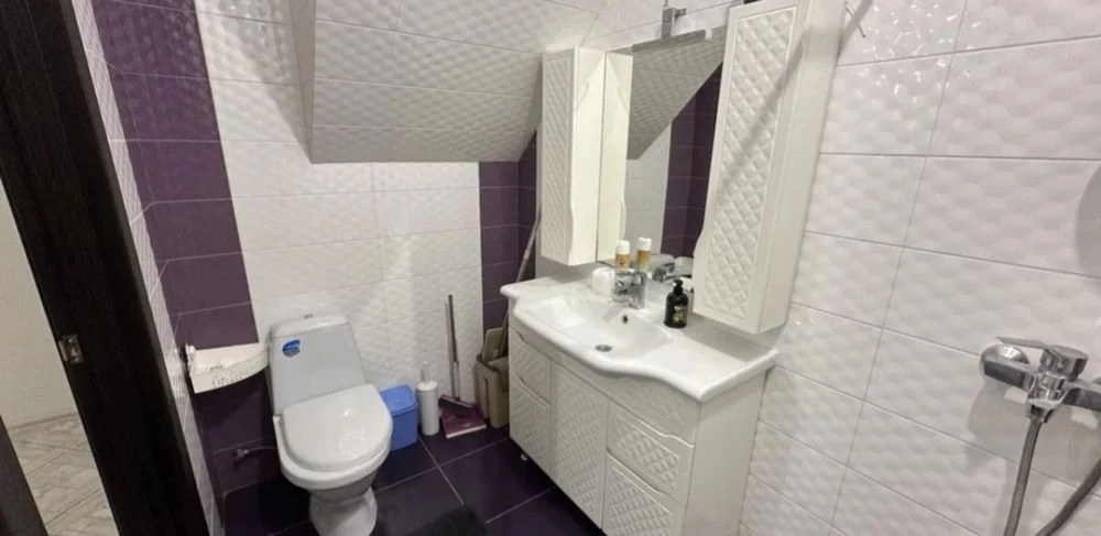 Просторный коттедж с ремонтом , 50 м, ул М. Аркаса