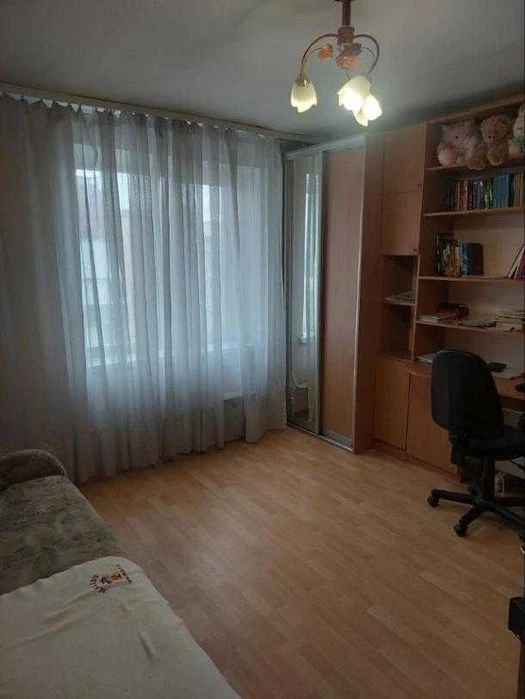 Продам 2-х кімнатну квартиру 59 кв.м  пр. Аерокосмічний