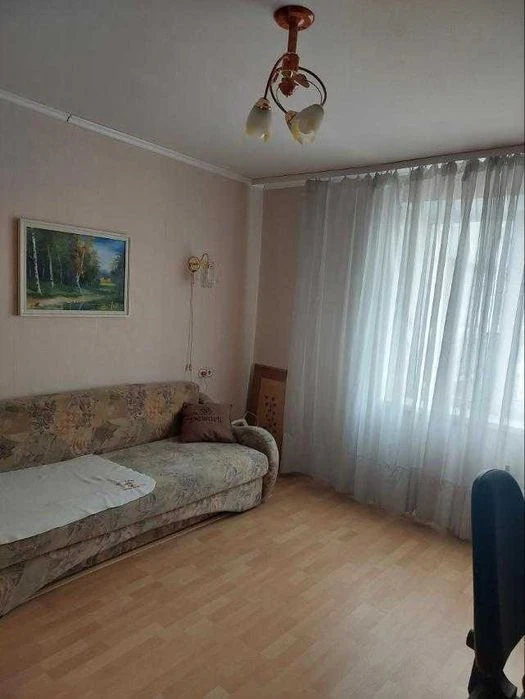 Продам 2-х кімнатну квартиру 59 кв.м  пр. Аерокосмічний