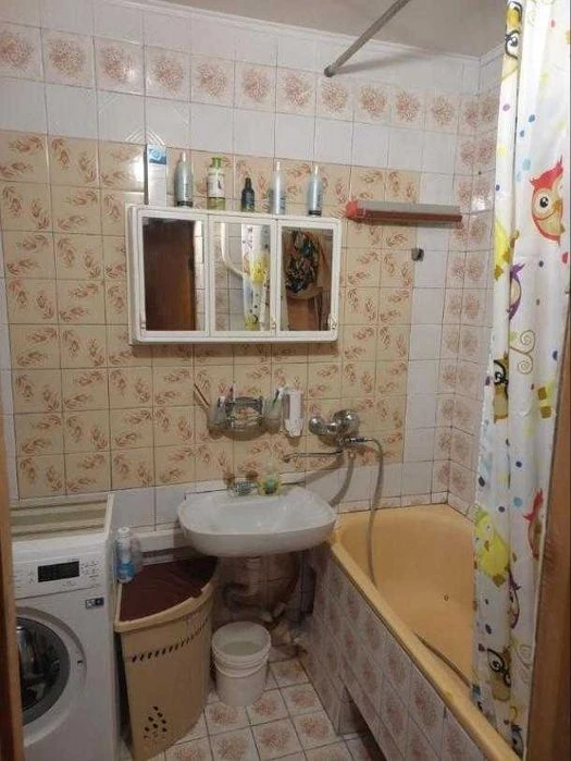 Продам 2-х кімнатну квартиру 59 кв.м  пр. Аерокосмічний