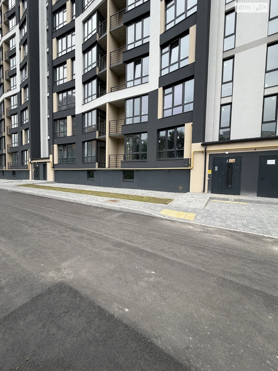 Продаж Квартира Виставка