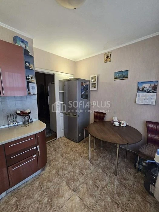 Exclusive, urgent! 2k, Pechenezhskaya 8, inexpensive