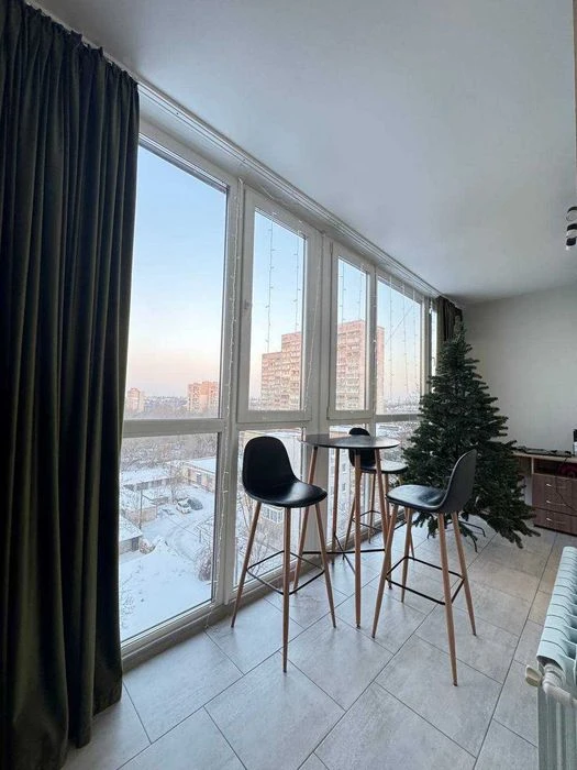 Продам 1к квартиру-студию ЖК Атмосфера, Титова, Сертификат