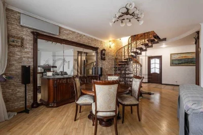 Penthouse for sale, Lobanovsky Ave., Holoseevo