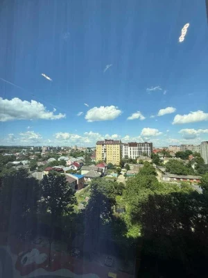 I am selling a designer 3-room apartment, near the city lake