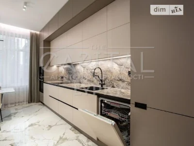 Sale of 3-room apartment 125 sq. m. on Andriy Verkhoglyada St. 17 •