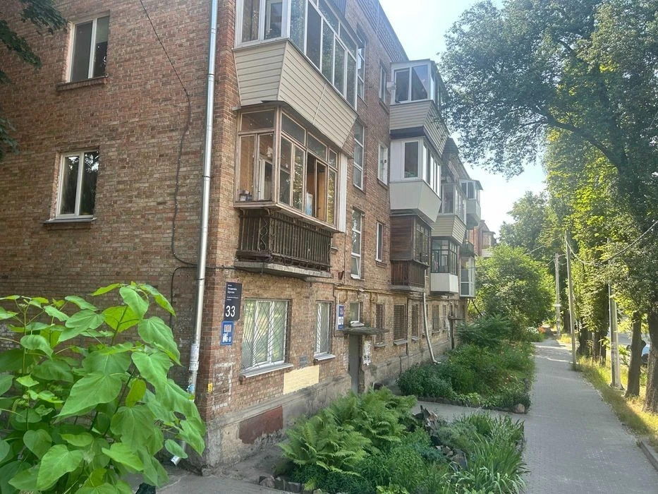 Selling a 1-room apartment
