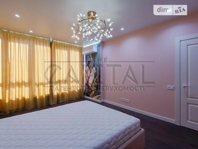 Sale of 5-room apartment 157 sq. m on Beresteyskyi Avenue 67 • ID