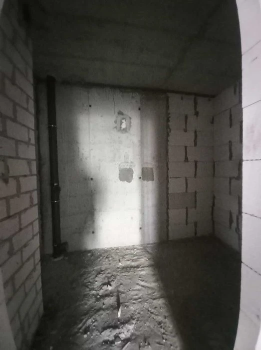 Selling a 3-room apartment in the new residential complex Meridian in Saltovka. (4