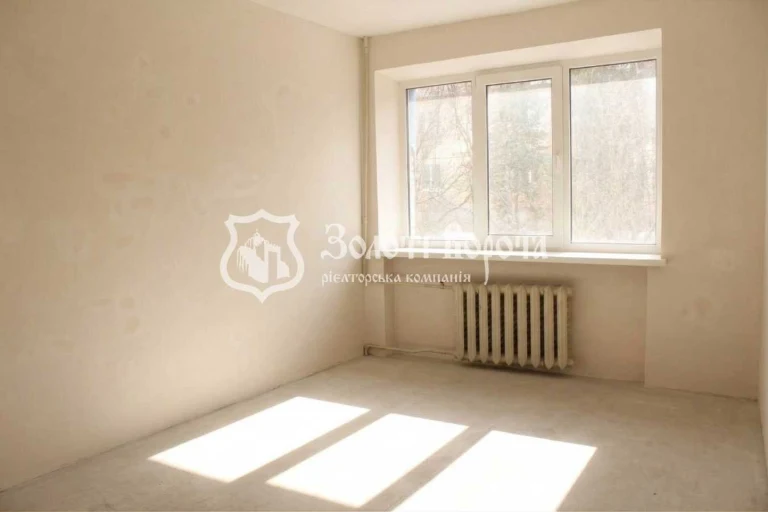 2-room apartment for sale 40 m², Yevhena Kharchenko St., 12