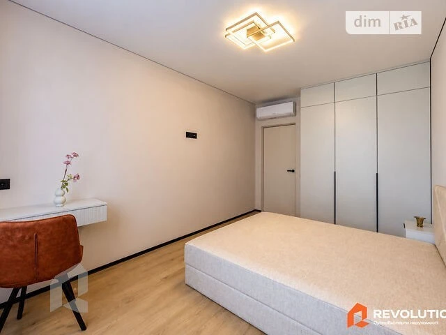 Sale of 1-room apartment 47.4 sq. m. on Oleksandra Olesia St. 17 •