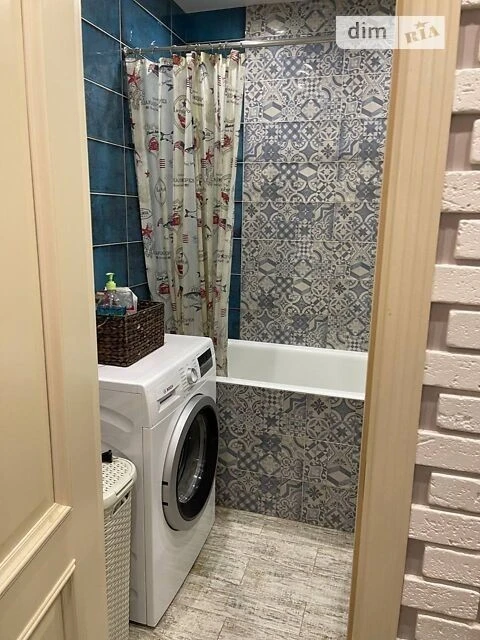 Sale of 4-room apartment 79.5 sq. m. on 44A Ronald Reagan Street •