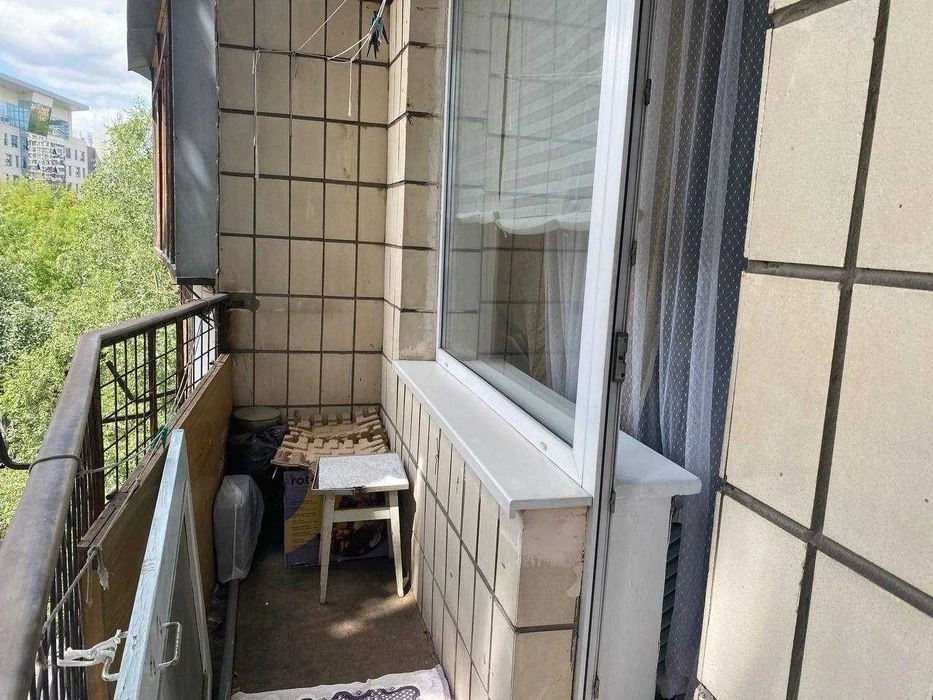 Продам 1 к квартиру в Києві, Соломянський район, вул. Василя