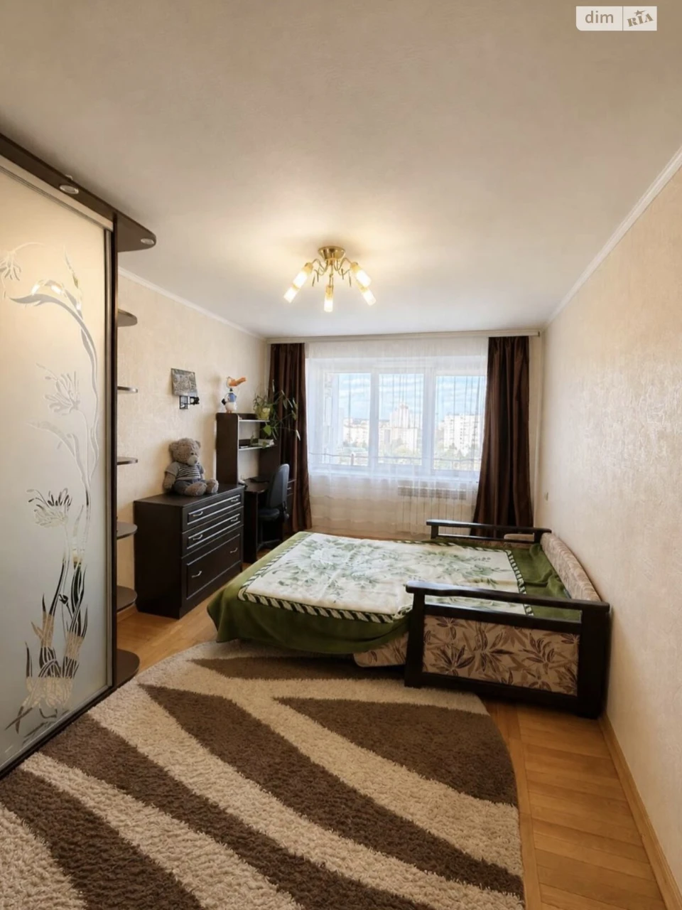 Продажа квартир Харьковский массив.
