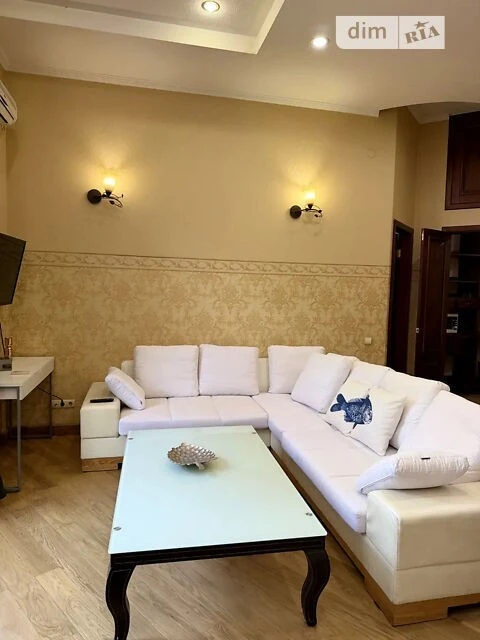 Sale of 3-room apartment 85.89 sq. m on Hetman Pavla Skorop Street