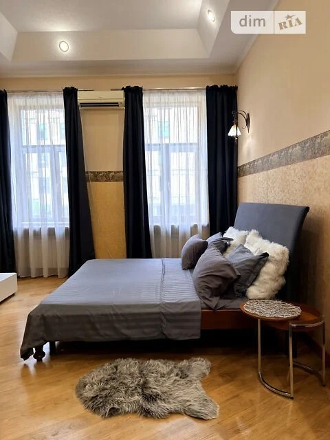 Sale of 3-room apartment 85.89 sq. m on Hetman Pavla Skorop Street