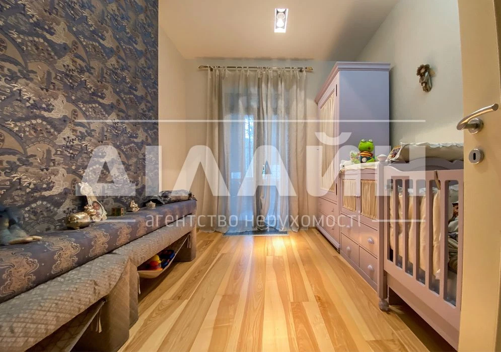 LUXURY поместье в закрытом ЖК со своим пляжем в городе !