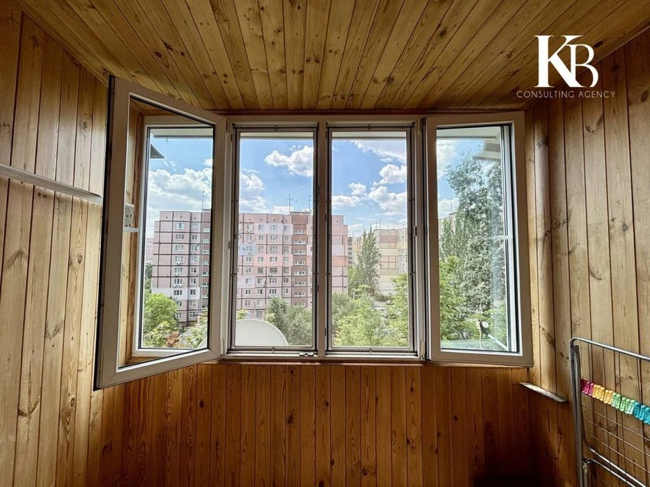 Pobeda 4, 3 room apartment for sale, renovation,