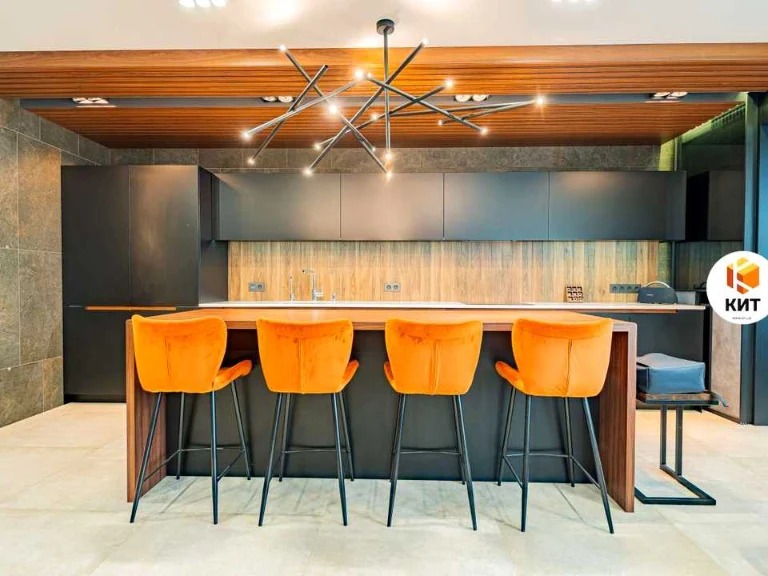 Apartment. Kharkiv, Myru St.