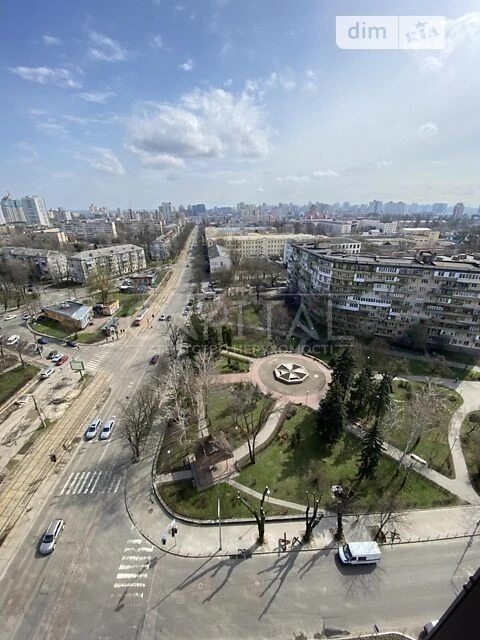 Sale of 3-room apartment 93 sq. m on Degtyarivska street 17-19 • ID