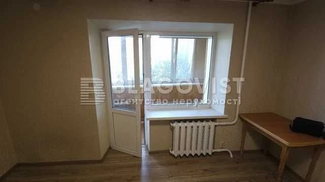 Розкішна 2- кімнатна квартира Юліуса Фучика цегляний будинок