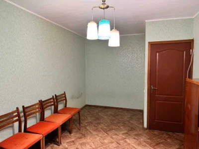 Kharkiv. 3-room apartment in good living condition for sale.
