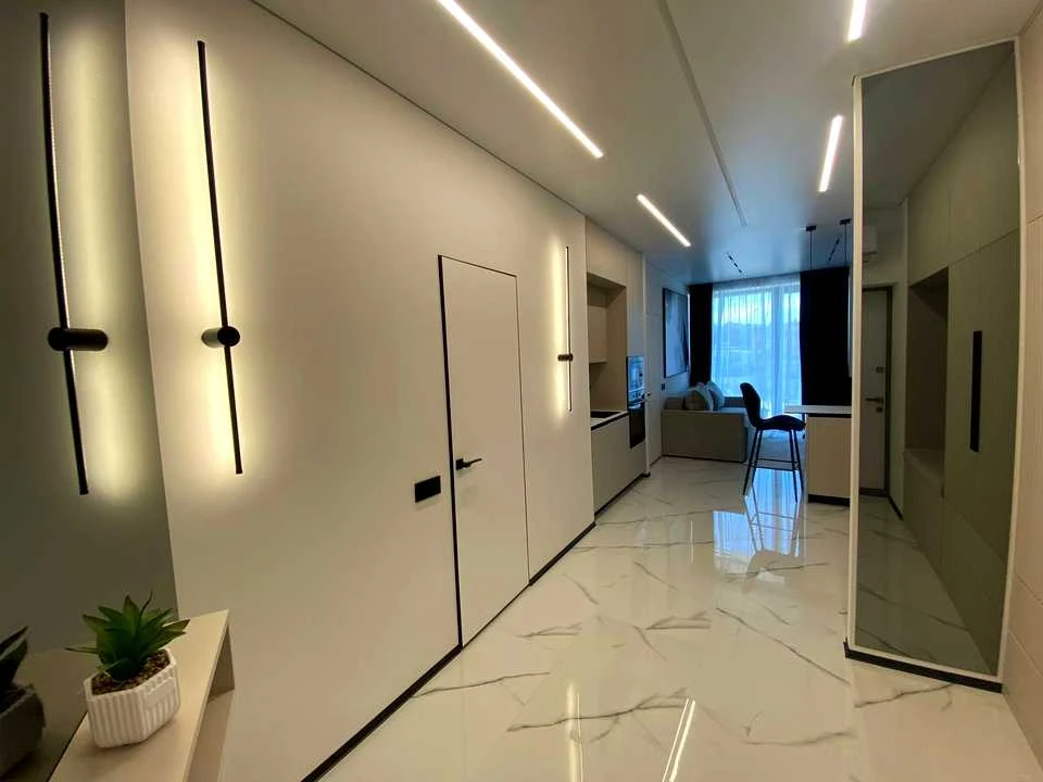 Apartment. Dnipro, Naberezhna Peremohy st.