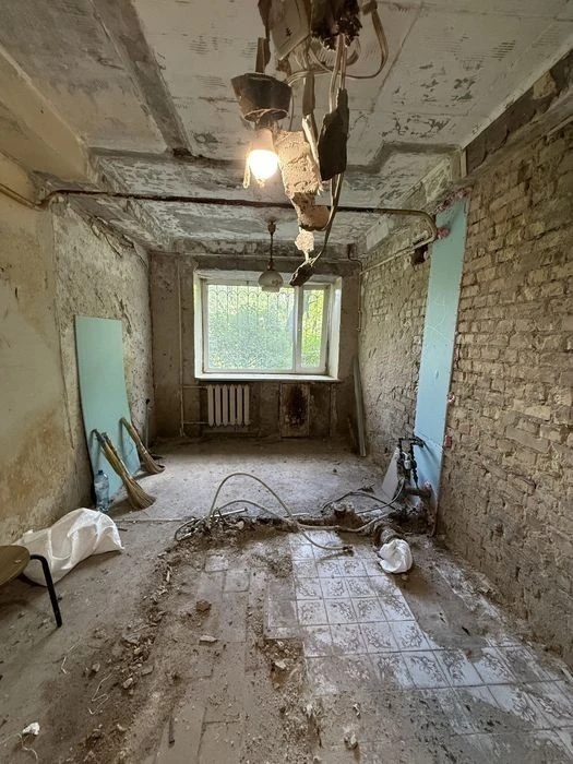 One-room apartment for sale Desnyanskyi district, Yunist