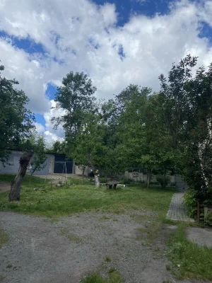 Продаж( оренда) 2 кімнатна квартира в ценрі міста 1 поверх (