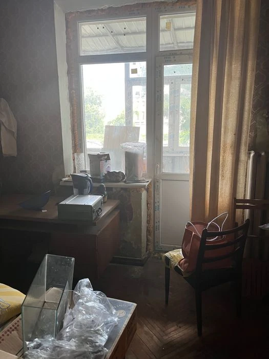 Selling a 2-room apartment in the center