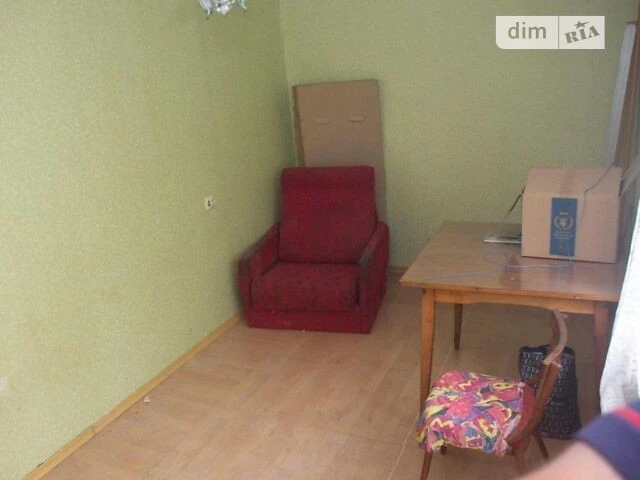 Продаж 2к квартири 40 кв. м на вул. Бахмацька 20 • ID 347426