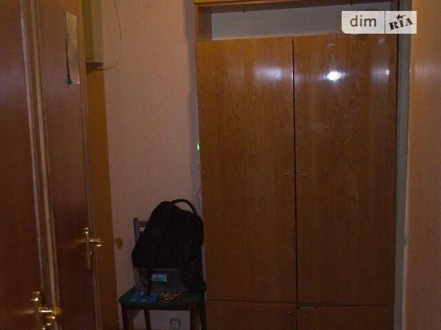 Продаж 2к квартири 40 кв. м на вул. Бахмацька 20 • ID 347426