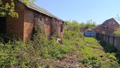 Продам  недобудову на Колiйнiй (Воронiне)
## Варіант 1: Стис