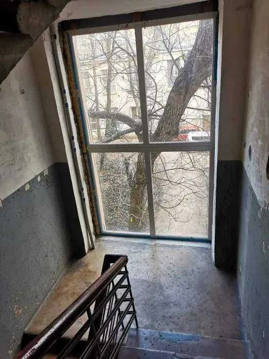Продам 2-х ком.