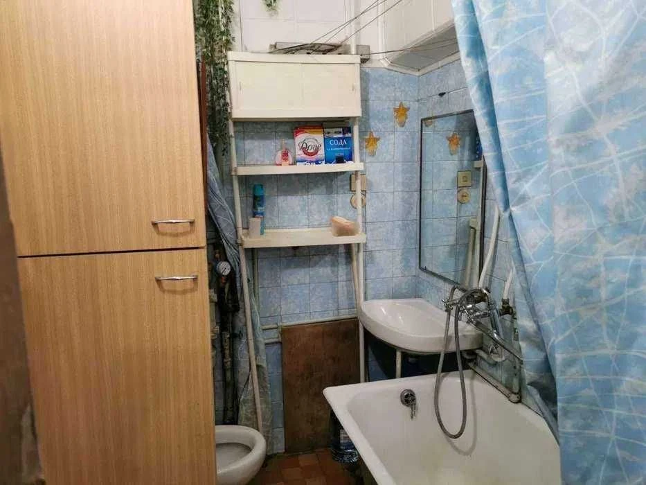 Продам 2-х ком.