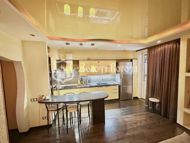 2-room apartment for sale 67.2 m², Koltsova Blvd., 14K
