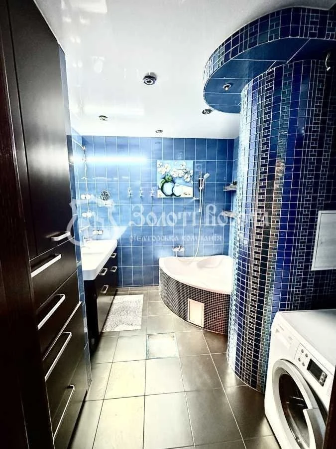 2-room apartment for sale 67.2 m², Koltsova Blvd., 14K