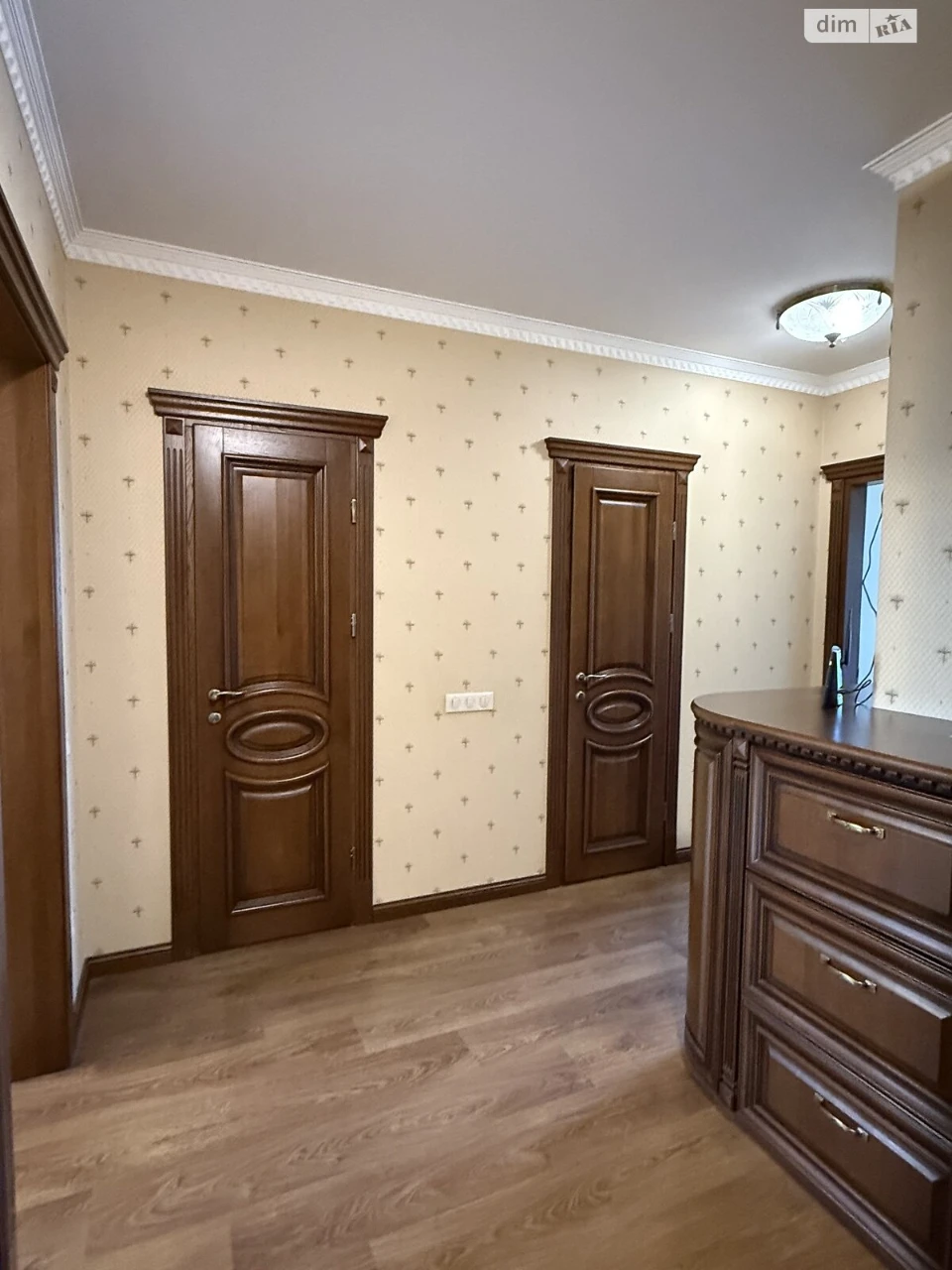 Продаж Квартира Сирець