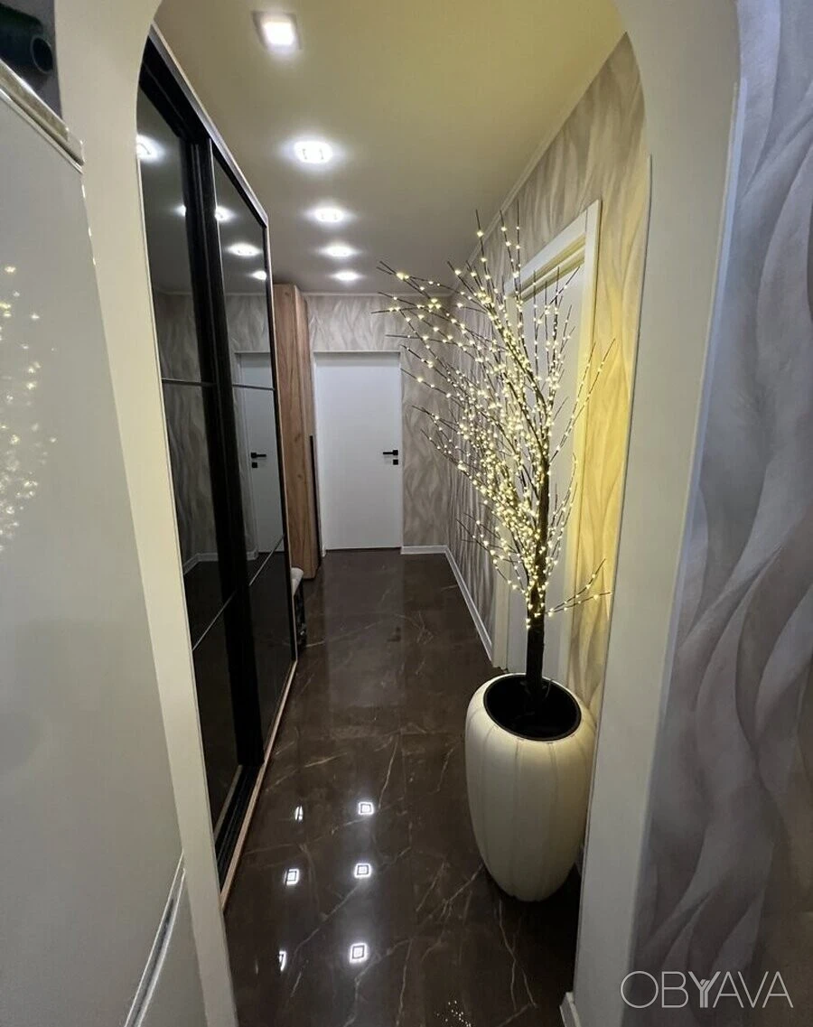 2-room apartment, Bazhana Avenue 7I