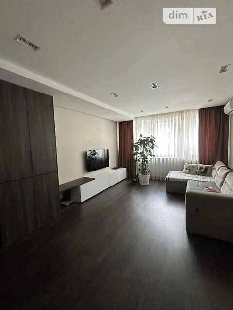 Продажа 3к квартиры 95.4 кв. м по просп. Николая Бажана 14 • I