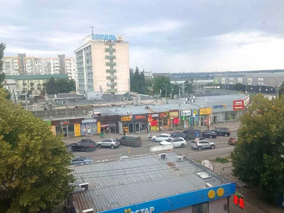 Apartment. Kharkiv, Petro Hryhorenko Ave. (Marshal Zhukova)